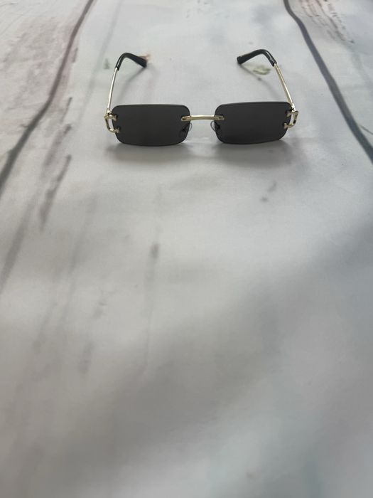 Ochelari de soare Cartier, noi, nepurtati