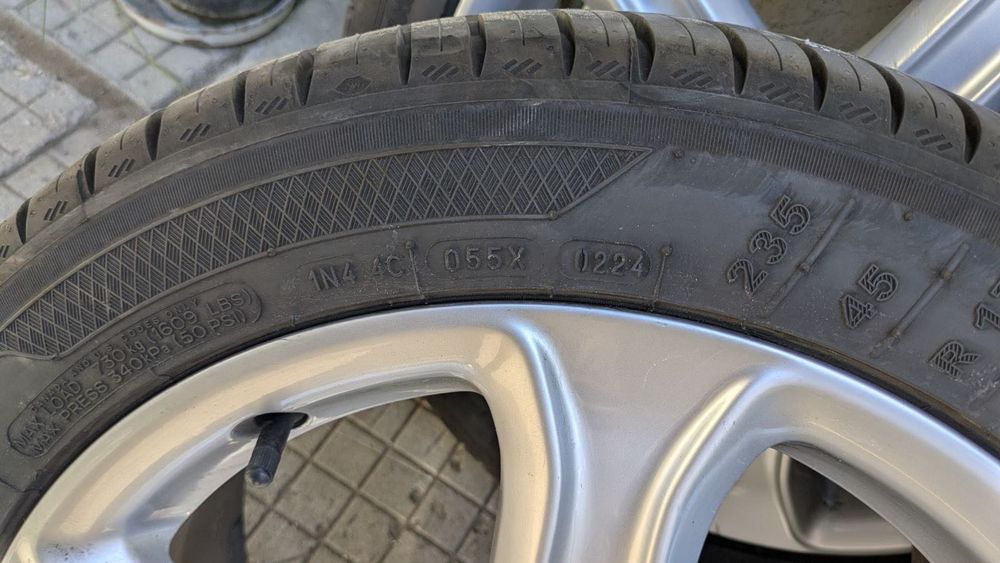 Оригинални джанти 17-ки с гуми за Ауди А4 5х112 235/45/17 Audi A4