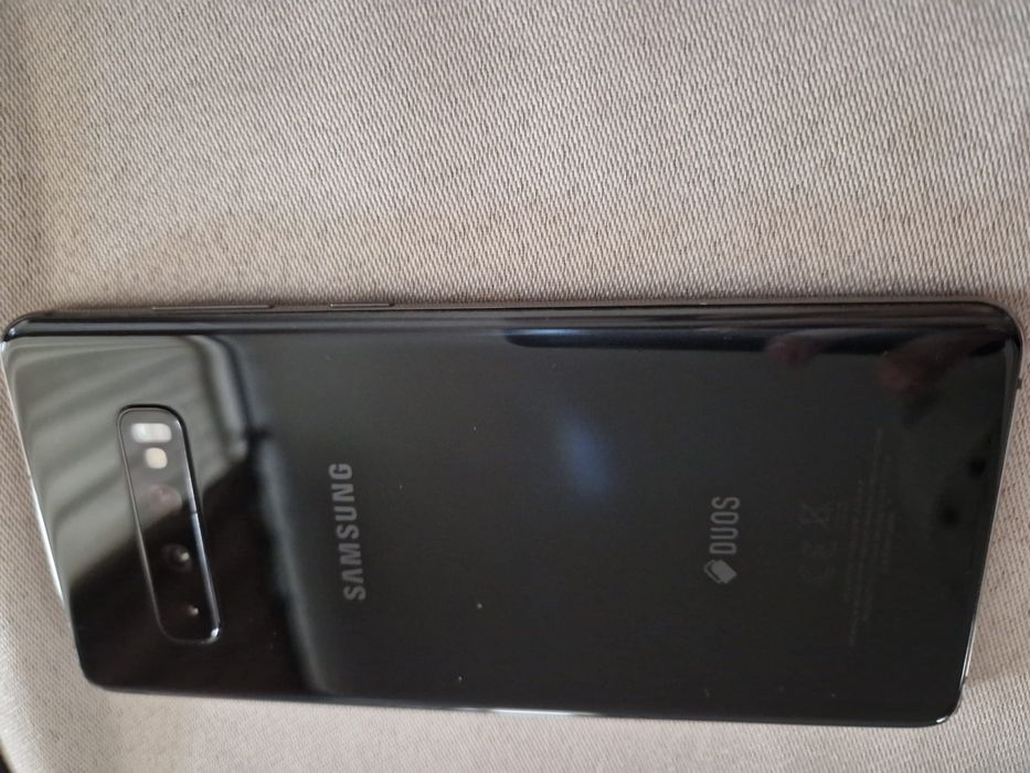 Samsung Galaxy s10 plus / J4 plus