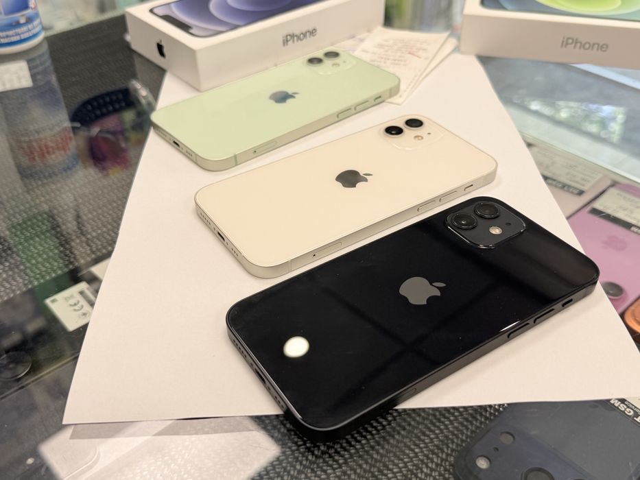 Apple iPhone 12 без забележки!