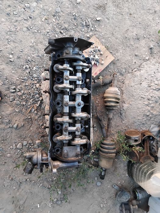 Запчастей мазду переходку головка 8 клапанный