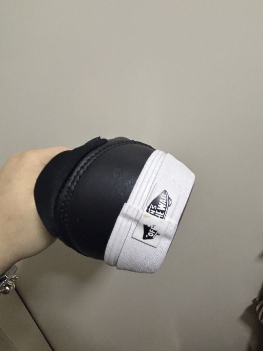 Оригинал кожени кецове Vans Old Skool