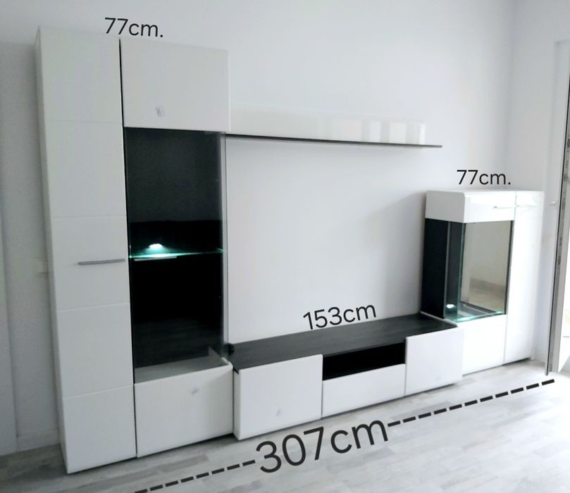 Bibloteca si vitrina din Mdf cu leduri