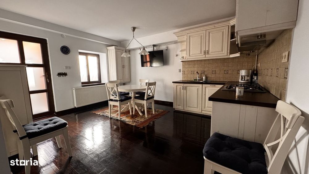 Proprietar-Apt 3 camere de exceptie in Centrul Istoric Str. Pielarilor