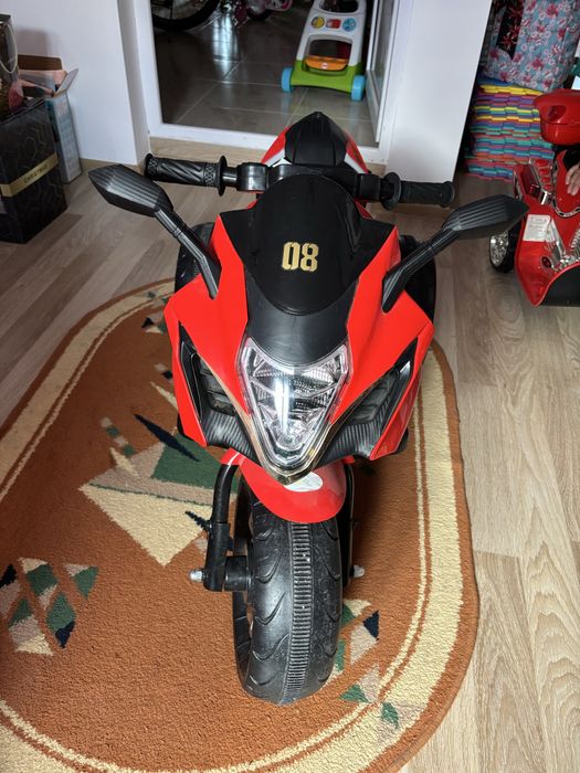 Motocicleta copii 3 roți pe acumulator
