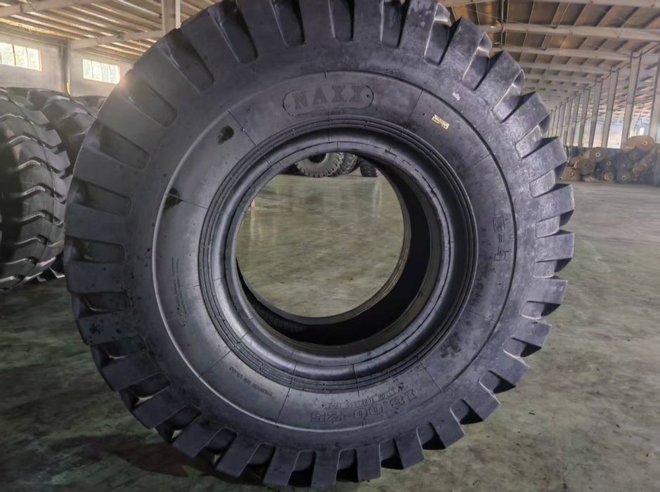 Шины для погрузчика 18.00-25