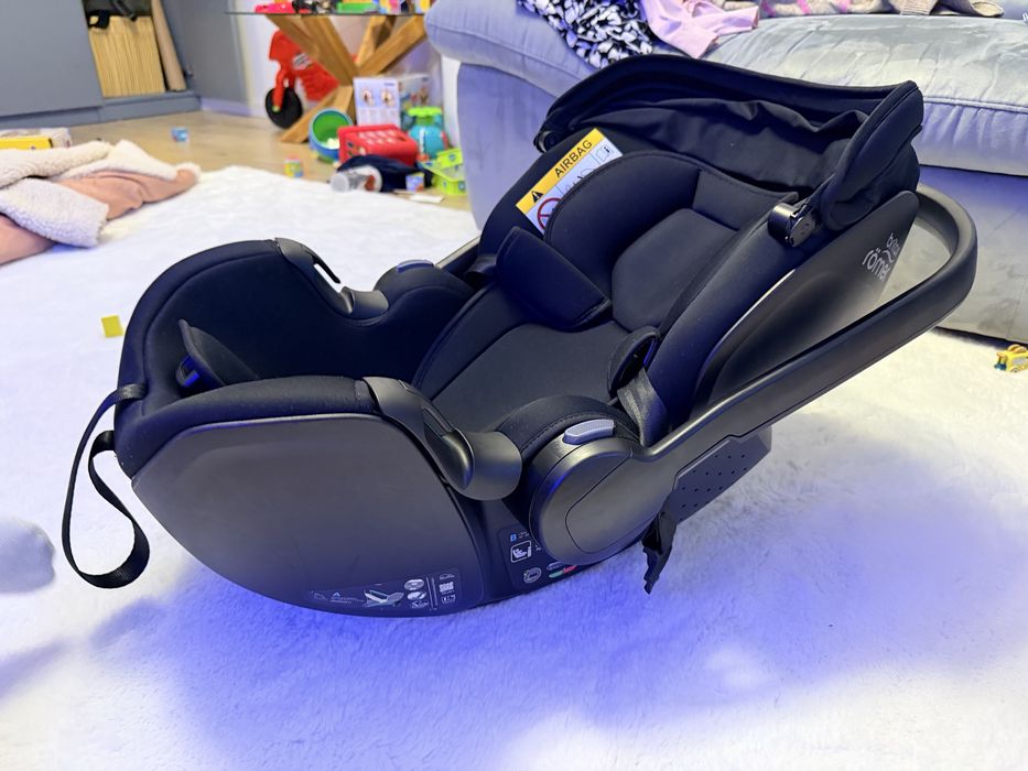 Scoica auto premium nou nascuti si bebelusi Britax Römer Baby-Safe 5Z2 & Baza izofix