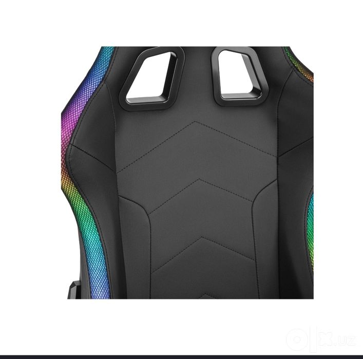 } Игровое кресло 2E GAMING OGAMA ll RGB Black