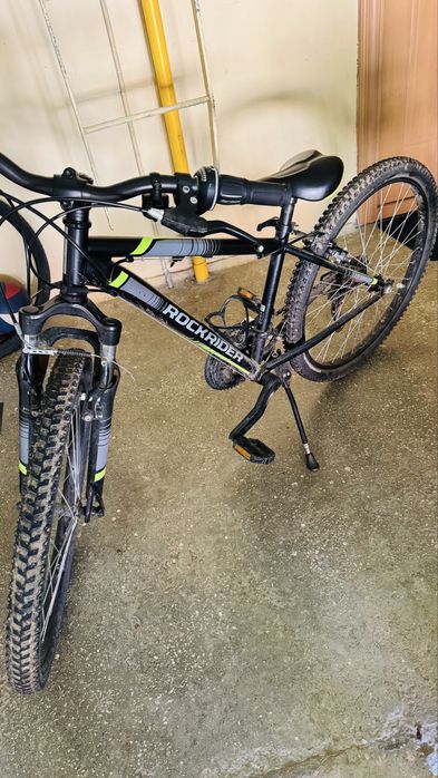 Bicicleta Rockrider ST500 roti pe 24