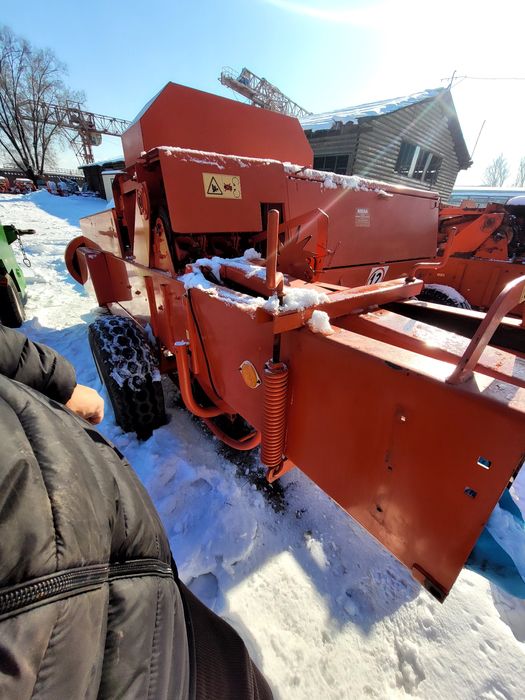 Привозной пресс-подборщик Sipma 224/1.