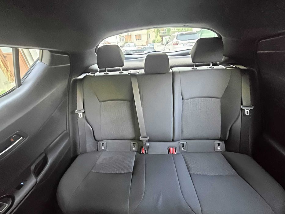 De vanzare Toyota C-HR 1.8 Hybrid