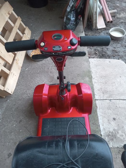 Scuter de mobilitate pentru seniori