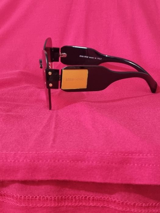 Продаются солнцезащитные очки