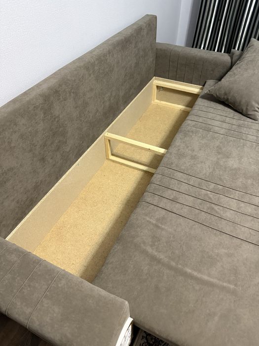 Диван 85 тыс. в отличном состоянии