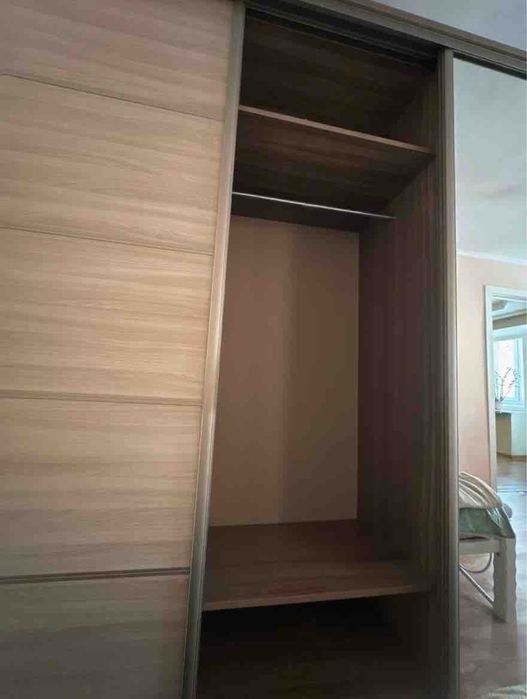 Шкаф,б/у,есть торг