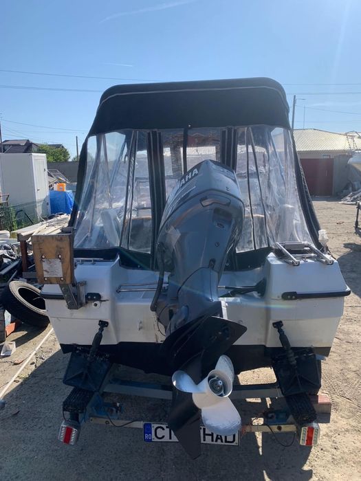 Vand barca Bayliner Capri motor Yamaha 60cp 4T