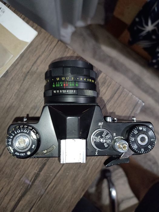 Aparat foto Zenit EM