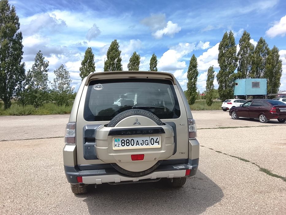 Продам Pajero 4 2007 года Срочна