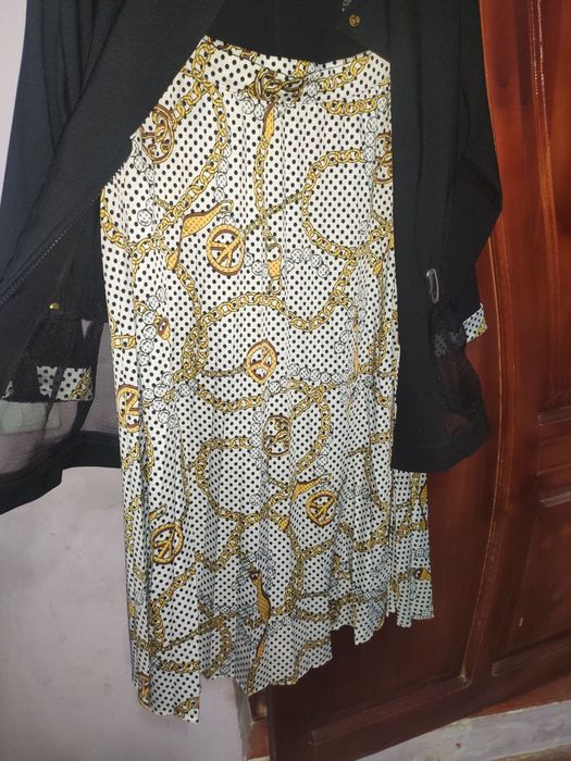 Двойка сотилади кофта юбка