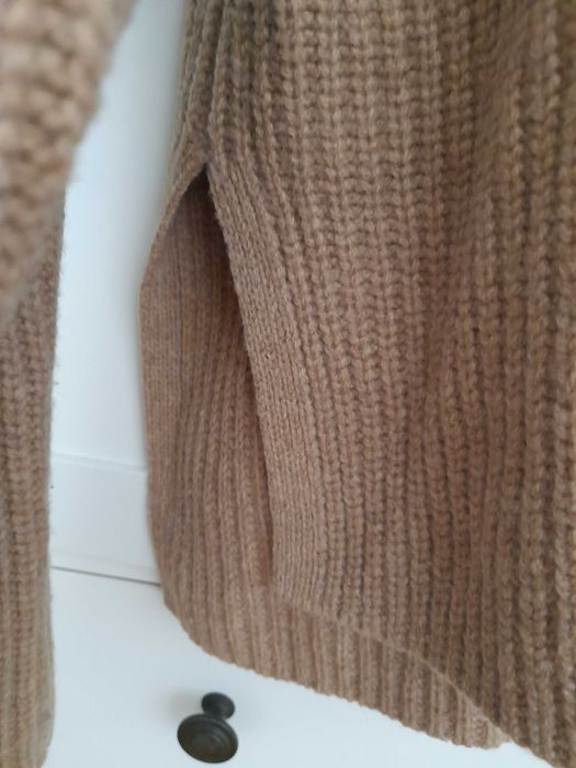 Pulover lana merino 100%,m, 130 lei