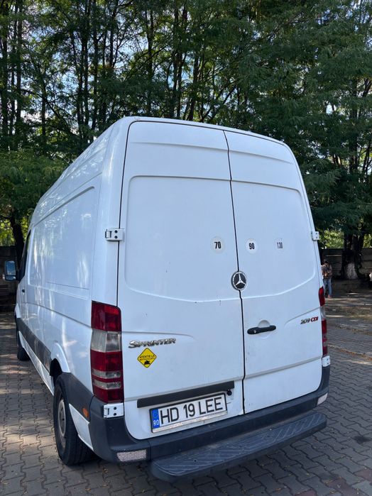 Mercedes Sprinter 209