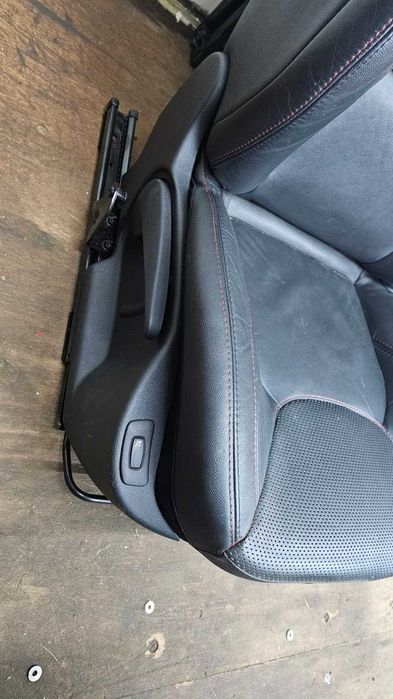 Scaune TROPHY Clio RS4 _ OEM Renault