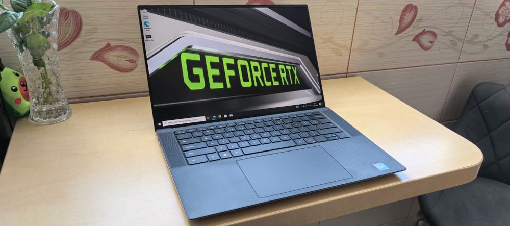 Laptop Dell Precision 5560_i9 vPRO 11950H_32GB DDR4_RTX A2000 // _NOU_