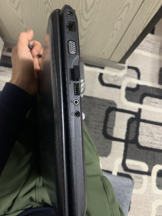 ноутбуки  сотилади