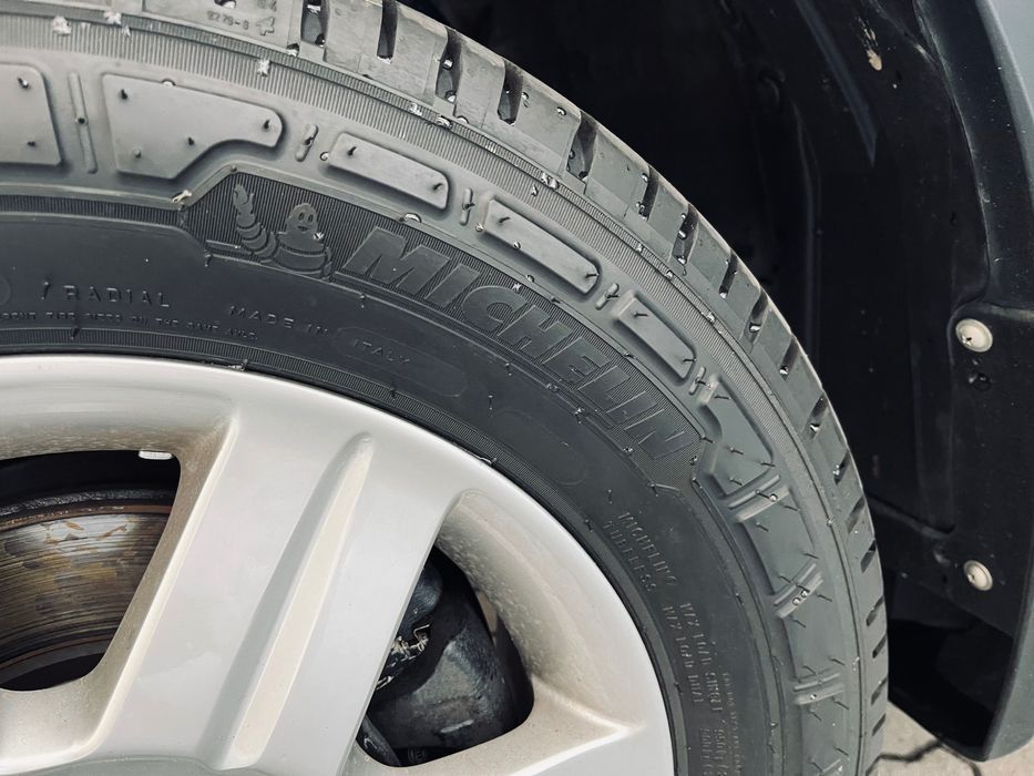 4 отлични гуми за ван, джип, кемпер Michelin Continental