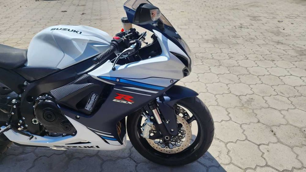 Мотоцикл Suzuki GSX-R 600
