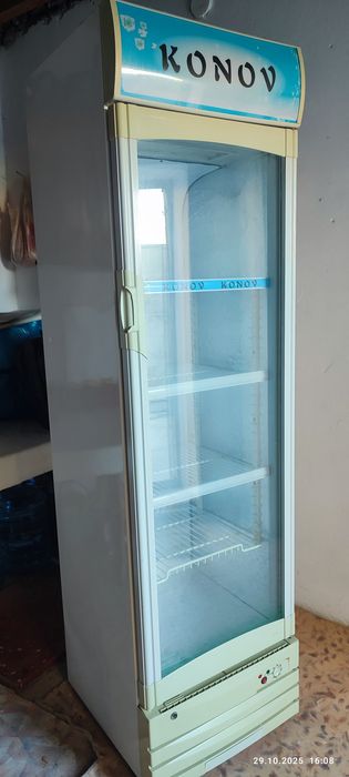 Холодильник Conov.