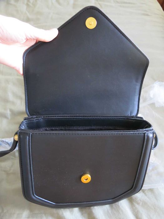 Дамска чанта през рамо Mango Envy, черен цвят