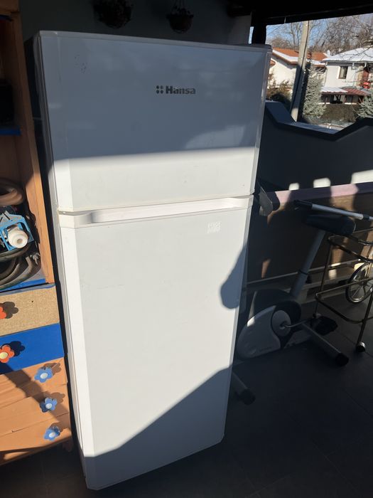 Продавам  Хладилник