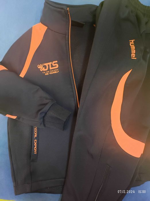 Теплый спортивный костюм