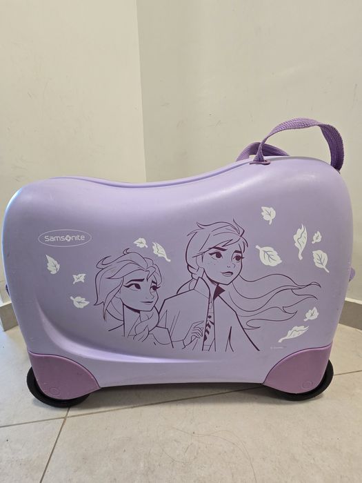 Детски куфар Samsonite + подарък замък