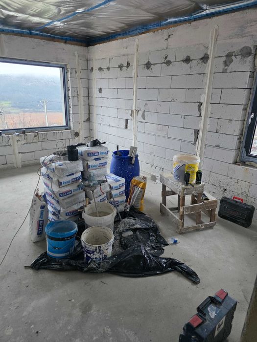 Meseriaș Amenajări Interioare Iași – Gresie, Faianță, Renovări Rapide