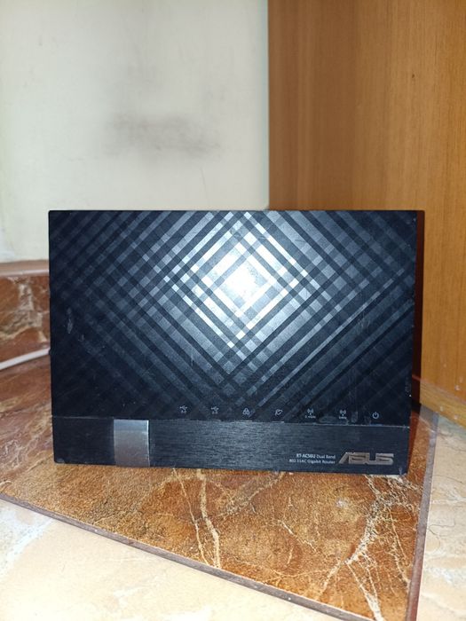 Router Wireless  ASUS RT-AC56U Gigabit 1200AC Wi-Fi 5  Dual Band 2.4 / 5 GHz viteză 300 + 867 Mbps USB3.0 & USB2.0 - IMPECABIL ca NOU
