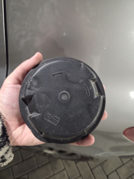 Капак за крушките на фаровете Peugeot 307