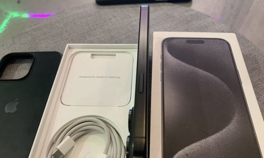 Айфон 15 Pro max на 256