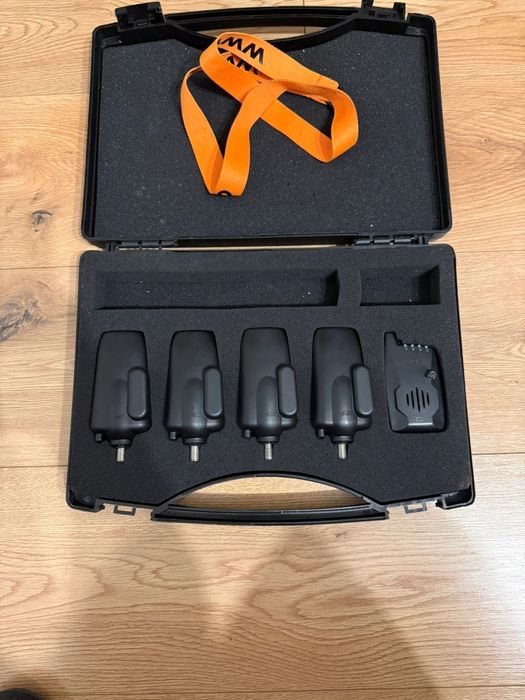 Vând set Avertizori 4+1 Statie Jrc Radar Cx ,