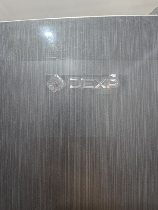 Продам холодильник Dexp с отличном состоянии