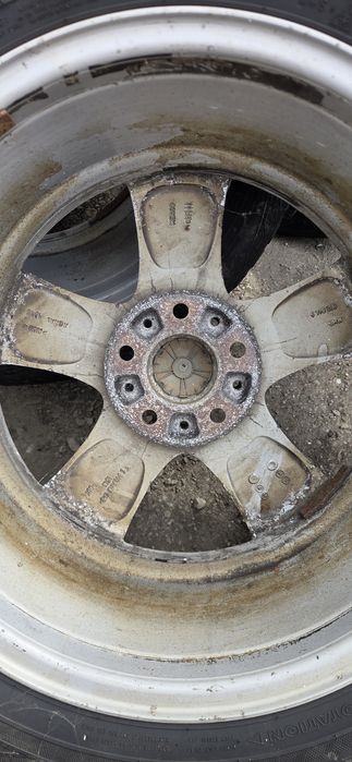 Vand roti complete originale pentru BMW X3,X5 si X6  255/55/18  Nokian iarna