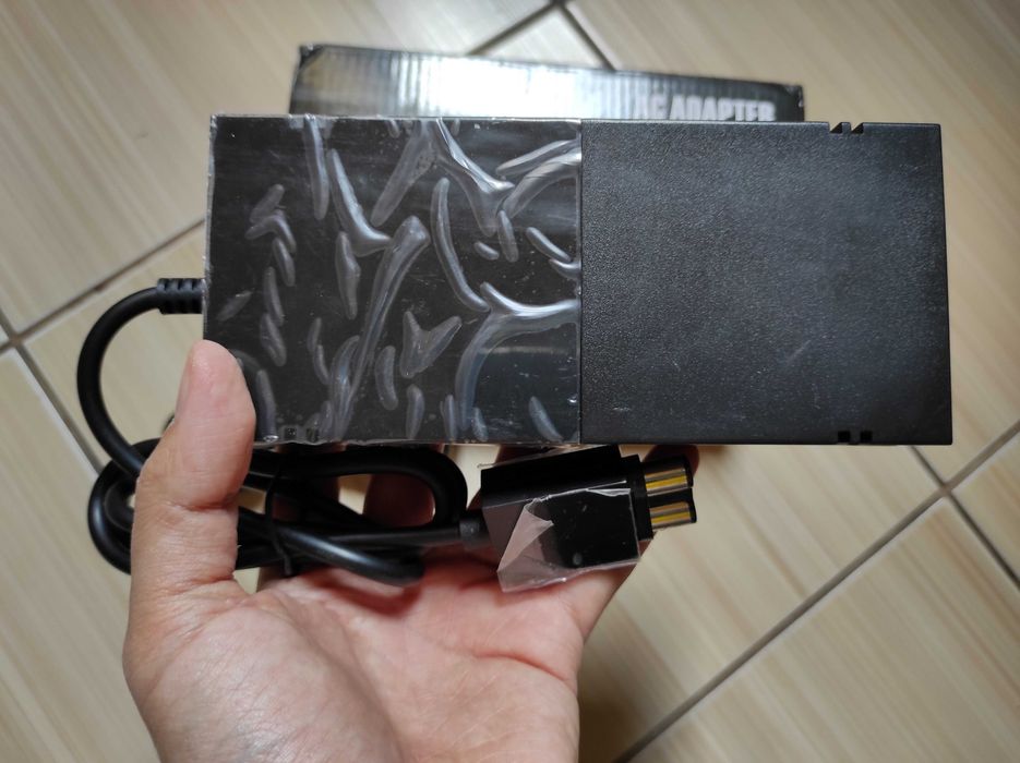 Alimentator Xbox One produs nou