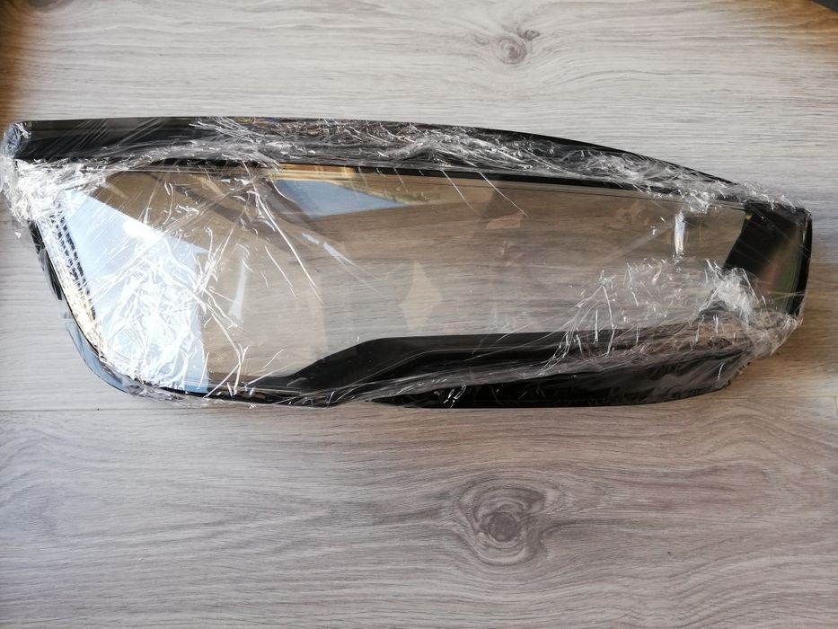 Sticlă cu ramă pentru far dreapta audi A7 (2014 - -2018)