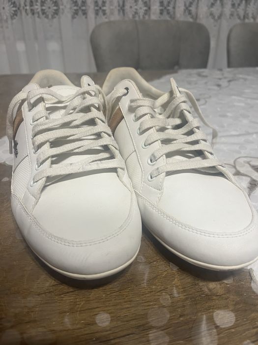 Vand adidasi lacoste