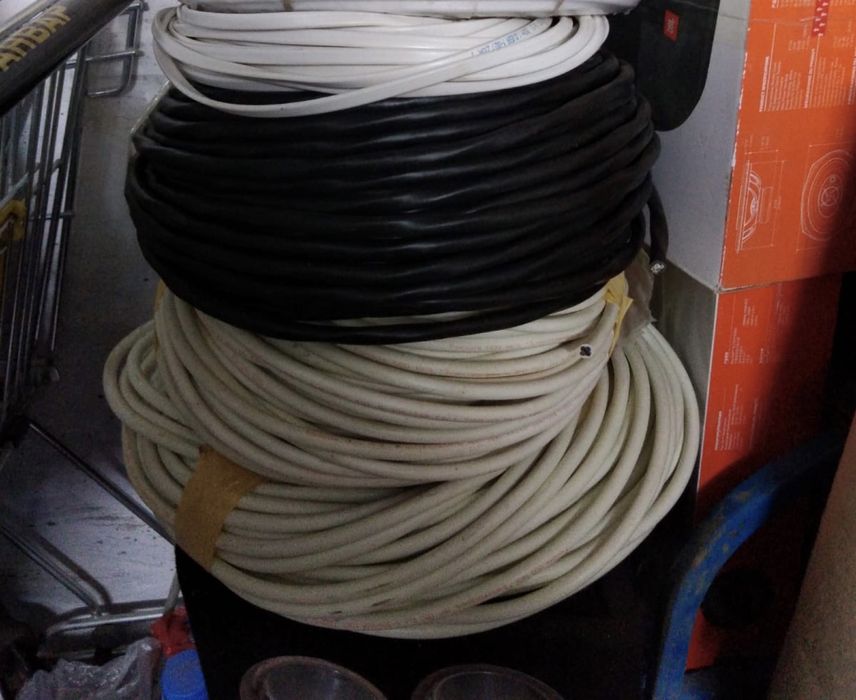 Продам кабеля новые