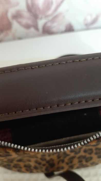 Сумка  боди новая кожа,замша.