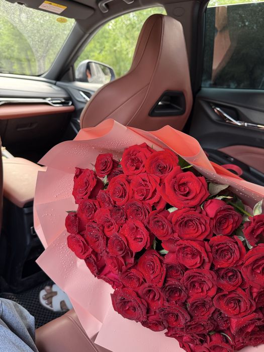 Продам букет из 51 красной розы.