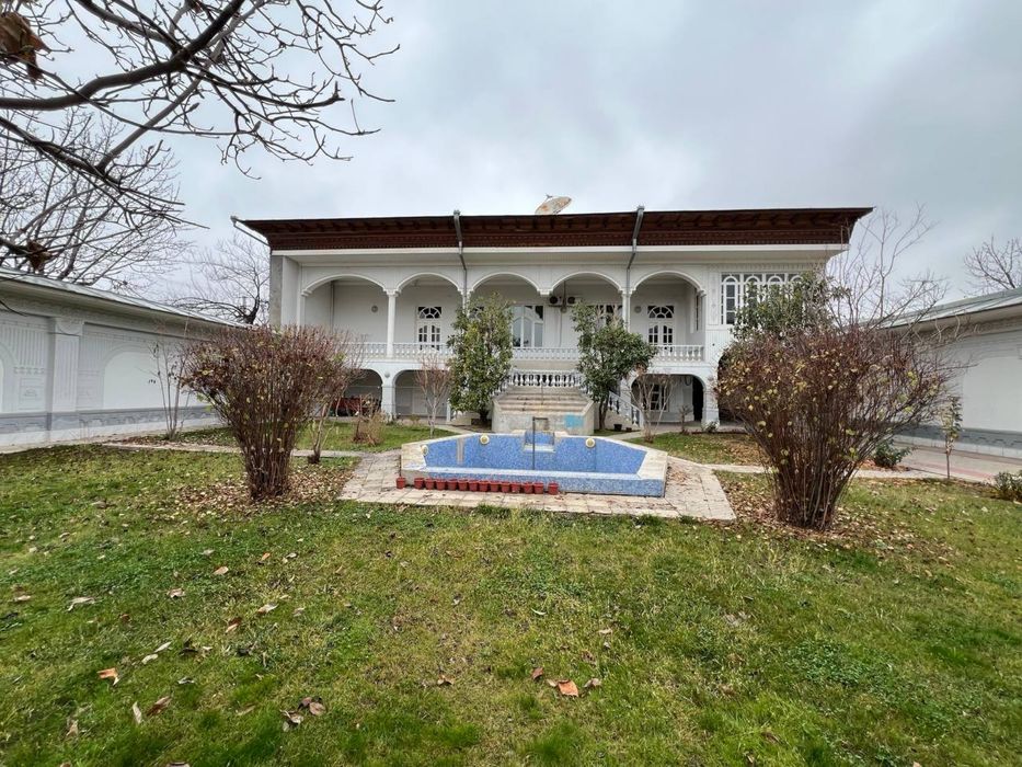 Урикзор 10 сот 9 хона Угловой