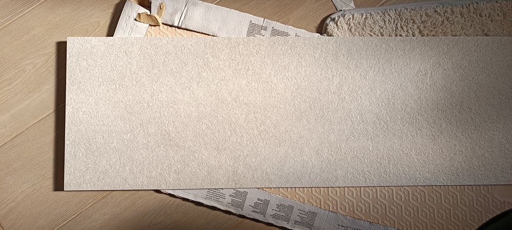 Vând 12 placi faianță 30x90